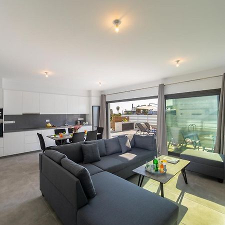 Villa Andre, Walking Distance To Coral Bay Peyia Luaran gambar